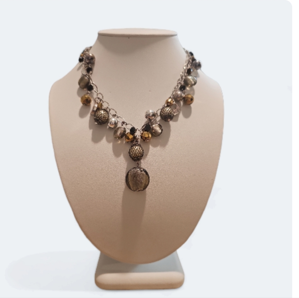 Vintage White House / Black Market Necklace. - Picture 3 of 6